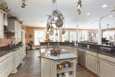 8828 Klondike Rd, Pensacola, FL 32526 - photo 5