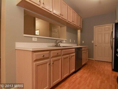 46608 Drysdale Terrace unit 102, Sterling, VA 20165 - photo 5