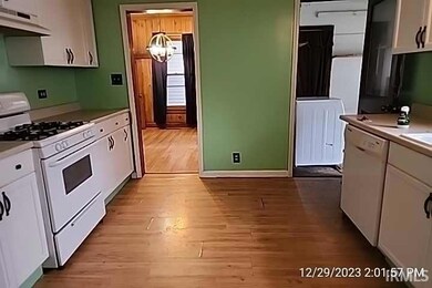 913 W Marion St, Elkhart, IN 46516 - photo 5