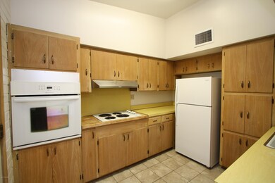 1638 E 7th St, Tucson, AZ 85719 - photo 4