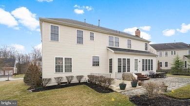 768 Seneca Dr, Odenton, MD 21113 - photo 4