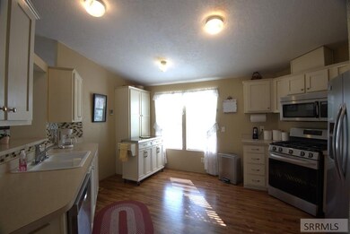 870 W 100 Rd N, Blackfoot, ID 83221 - photo 3