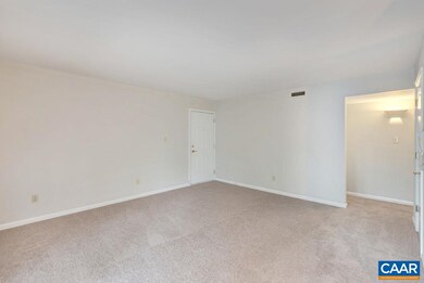 1358 Villa Way unit A, Charlottesville, VA 22903 - photo 4
