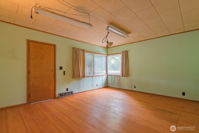 1518 N Wycoff Ave, Bremerton, WA 98312 - photo 4