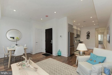 904 H St NE unit 2, Washington, DC 20002 - photo 2