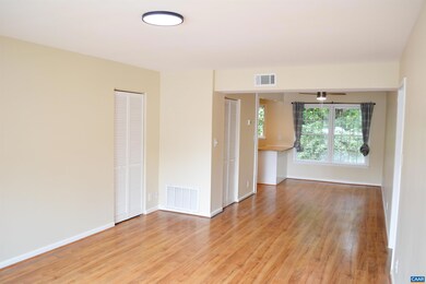 2527 Hydraulic Rd unit 29, Charlottesville, VA 22901 - photo 3