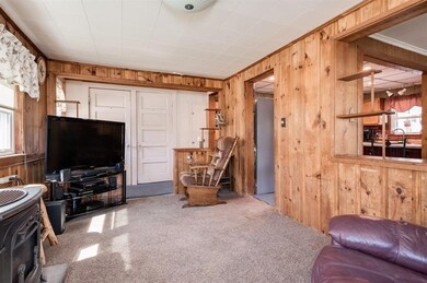 1 Tuttle Ct, Rochester, NH 03839 - photo 4