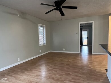 51 S Brooks St, Columbus, IN 47201 - photo 4