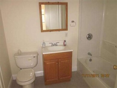 11 Lawrence St unit 501, Lawrence, MA 01840 - photo 6