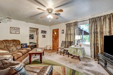 1519 Oriental St, Bonham, TX 75418 - photo 6