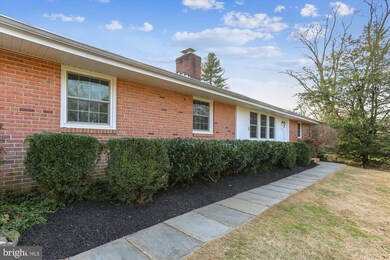 606 Vierling Dr, Silver Spring, MD 20904 - photo 3