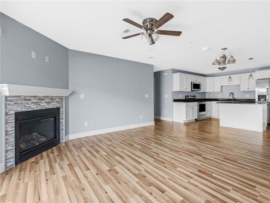 11 Gray Coach Ln unit 1109, Cranston, RI 02921 - photo 6