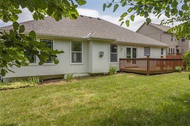 4420 SW Creekview Dr, Lees Summit, MO 64082 - photo 6