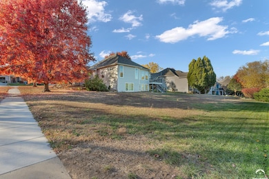 344 N Eaton Dr, Lawrence, KS 66049 - photo 4