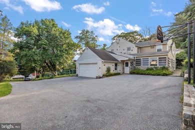 181 E Conestoga Rd, Devon, PA 19333 - photo 5