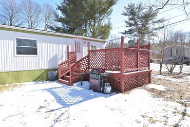 32 Hemlock Rd, Chepachet, RI 02814 - photo 2