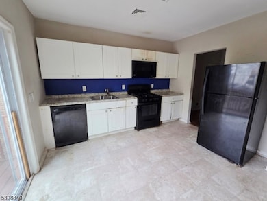 541 Fulton St, Elizabethport, NJ 07206 - photo 2