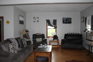 11 Massachusetts Ave, Rensselaer, NY 12144 - photo 2