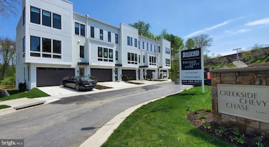 3741 Glenmoor Reserve Ln, Chevy Chase, MD 20815 - photo 2