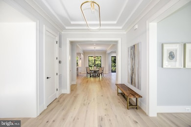 8020 Georgetown Pike, McLean, VA 22102 - photo 6