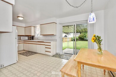 3118 Maple St, Longview, WA 98632 - photo 6