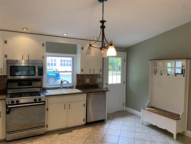 54 Conant Rd, Nashua, NH 03062 - photo 4