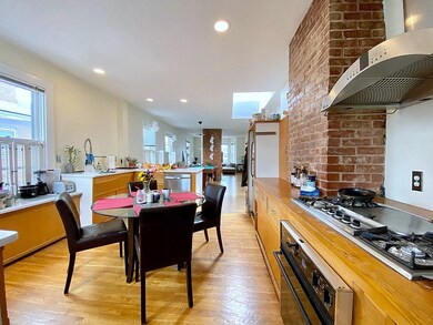 11 Douglass St unit 3, Cambridge, MA 02139 - photo 2