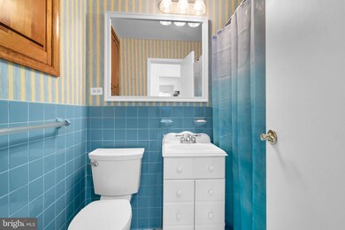 12819 Weiss St, Rockville, MD 20853 - photo 7