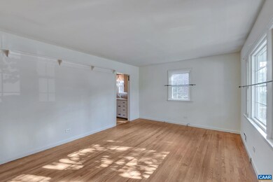 1023 Martin St, Charlottesville, VA 22901 - photo 4