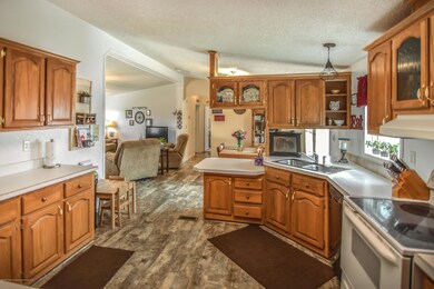 952 E 11th St, Craig, CO 81625 - photo 3