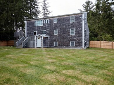 18 Metacomet Ave, Swansea, MA 02777 - photo 4