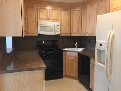 101 Quince Ct unit 270, Red Bank, NJ 07701 - photo 4