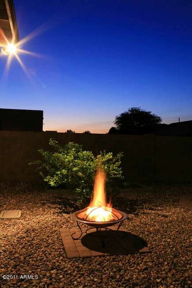 6508 E Odessa Night-Firepit