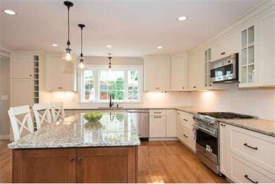 17 Reed St, Arlington, MA 02474 - photo 3