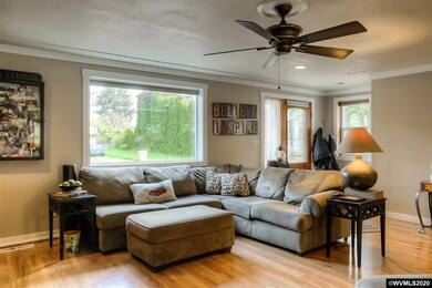 2121 SE Laura Ln, Dallas, OR 97338 - photo 5