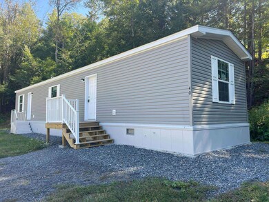 40 3rd St unit 34, Saint Johnsbury, VT 05819 - photo 2