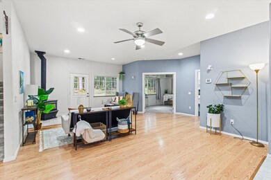 02-3442 Amber Ln-2