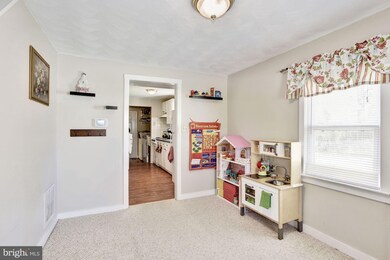 9251 Coleman Thomas Rd, Columbia, MD 21046 - photo 5