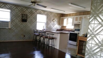 886C3124-EDEF-4BEE-B5C0-6C8E4DC7646A