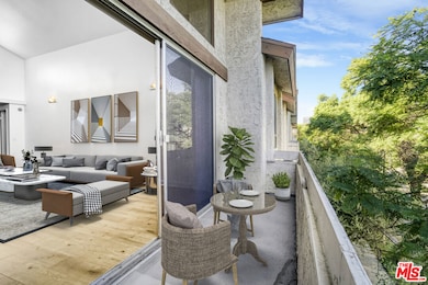 1531 Camden Ave unit PH3, Los Angeles, CA 90025 - photo 3