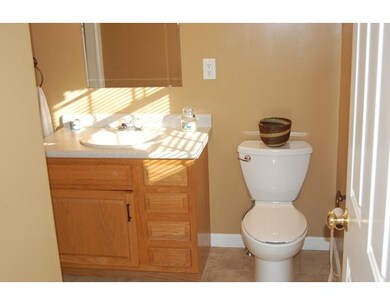 5 Rebecca Ln unit 5, Dracut, MA 01826 - photo 7