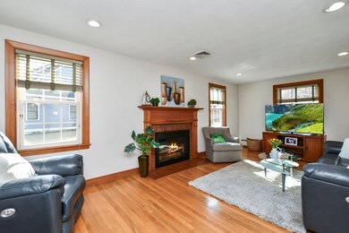 95 Middle St, Woburn, MA 01801 - photo 5
