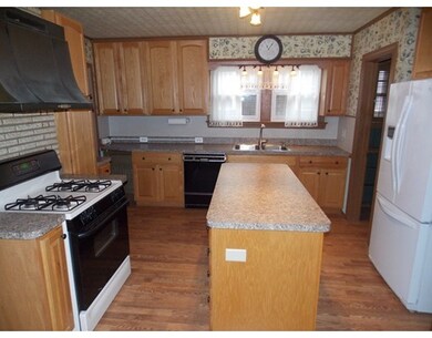 1150 Worcester St, Indian Orchard, MA 01151 - photo 5