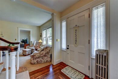 96 Wilbur Ave, Cranston, RI 02920 - photo 3