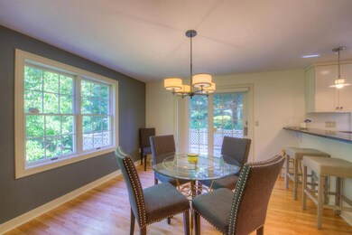 9 Elizabeth Cir, Mashpee, MA 02649 - photo 3