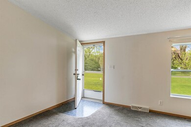 05-932 Gainder Rd-WindowStill-Real-Estat