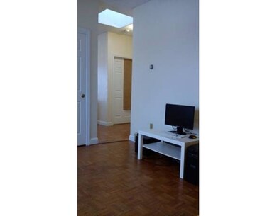 122 Berkshire St unit 8, Cambridge, MA 02141 - photo 3