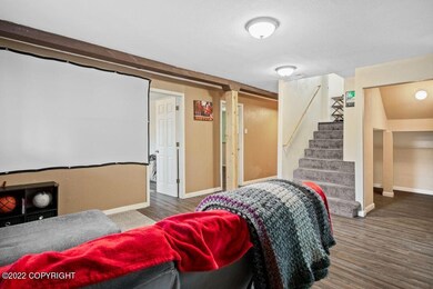 6601 Valentine Cir, Anchorage, AK 99507 - photo 7