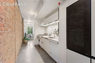 224 E 14th St unit 3, New York, NY 10003 - photo 2