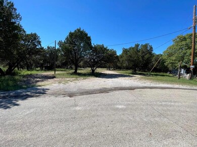 4605 Valley View Cir, Weatherford, TX 76087 - photo 2